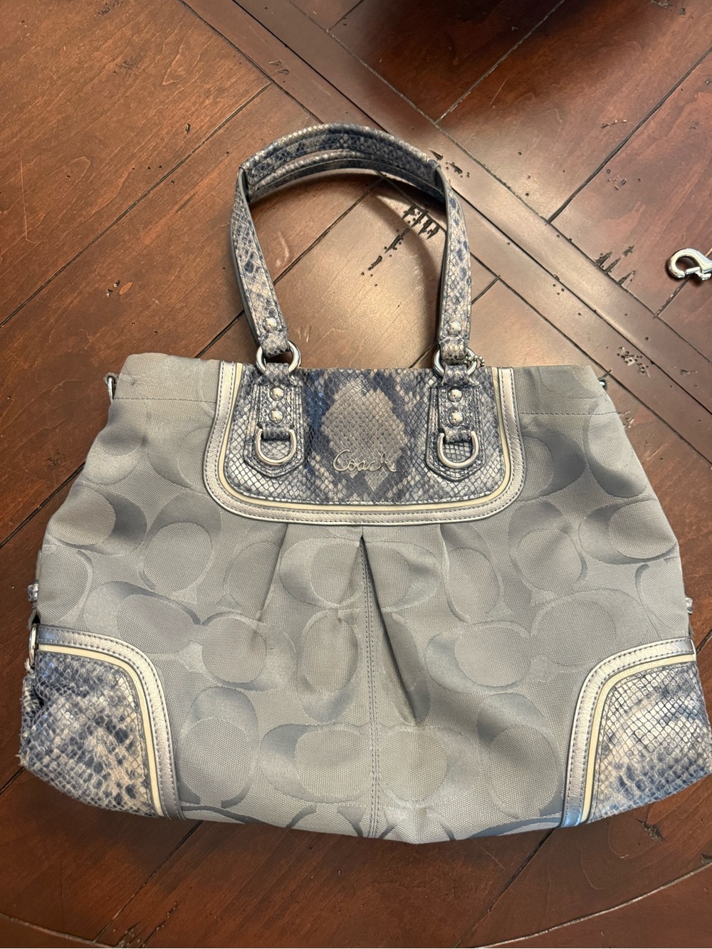 Coach Y2K 2013 canvas monogram tote bag with strap and hangtag! Used!